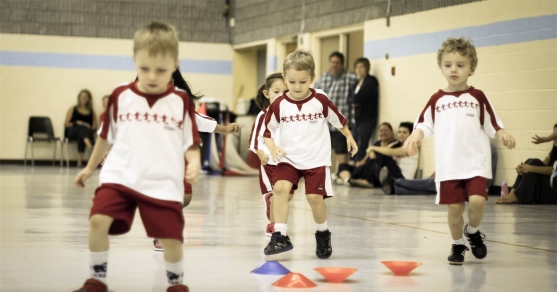 BEEFITS OF COMPETITIVE SOCCER LEAGUES FOR CHILDREN